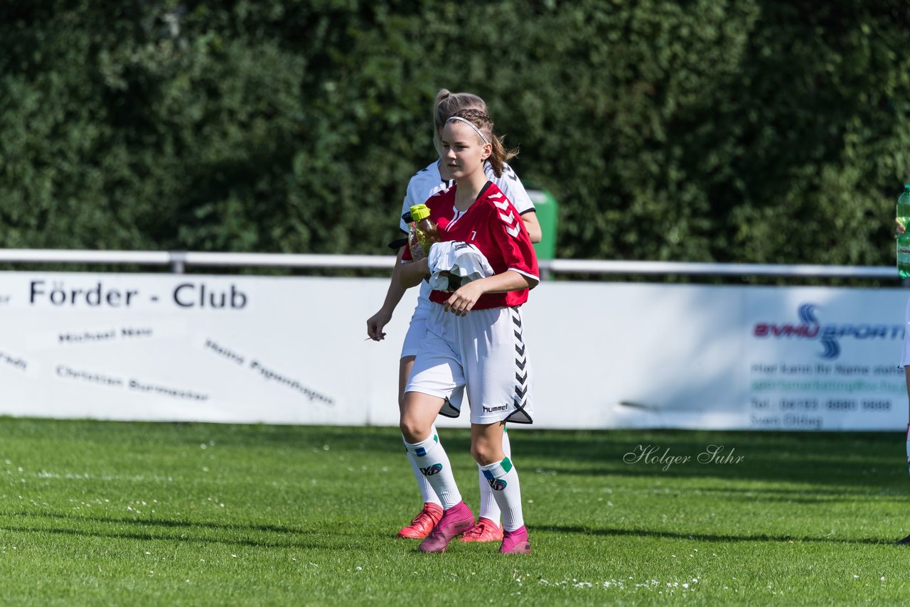 Bild 144 - F SV Henstedt Ulzburg II - SSC Hagen Ahrensburg : Ergebnis: 0:4